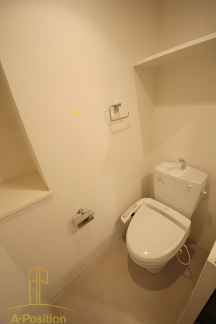 トイレ　レジュールアッシュ福島