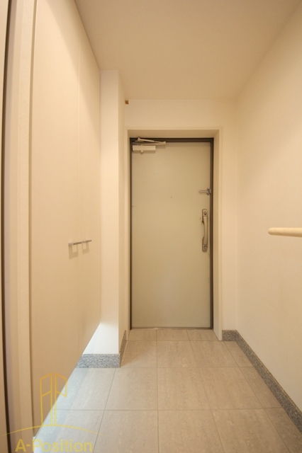 玄関　レジュールアッシュ福島