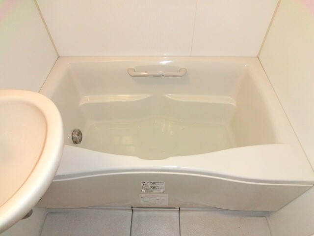 バス・シャワールーム　追焚、浴室換気乾燥機付きです