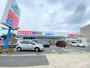 ドラックストア　ドラッグスギヤマ春岡通店（ドラッグストア）まで817m