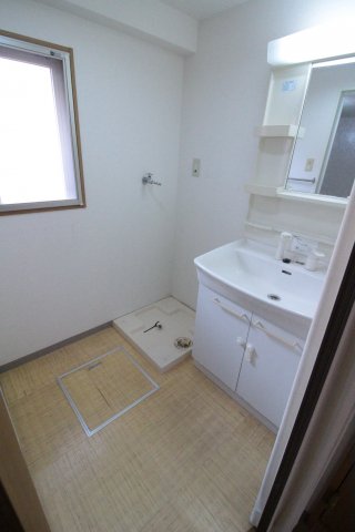 【茨木市大池のマンションの洗面設備】