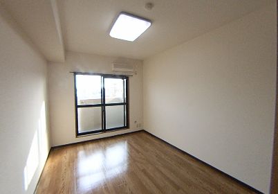 居室・リビング　居間です