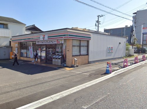 コンビニ　セブンイレブン 岸和田加守町2丁目店（コンビニ）まで502m