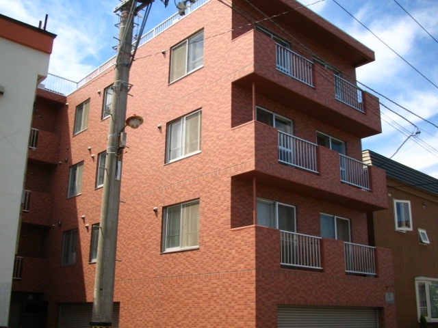 北海道札幌市東区伏古八条３（マンション）の賃貸物件の外観