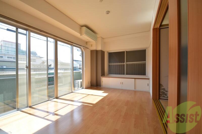 居室・リビング　食卓テーブル設置可能です