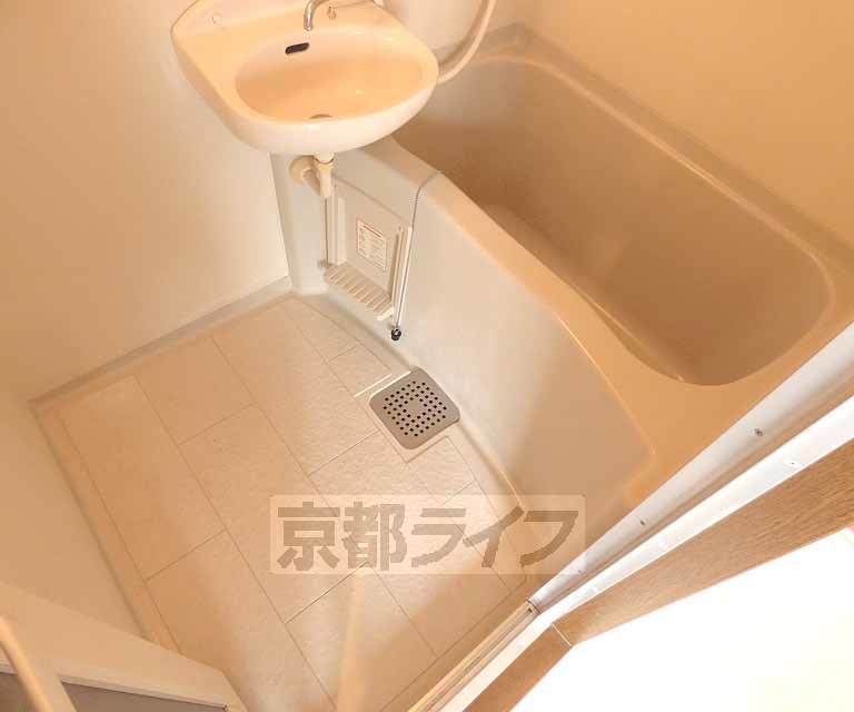 バス・シャワールーム　バスです。