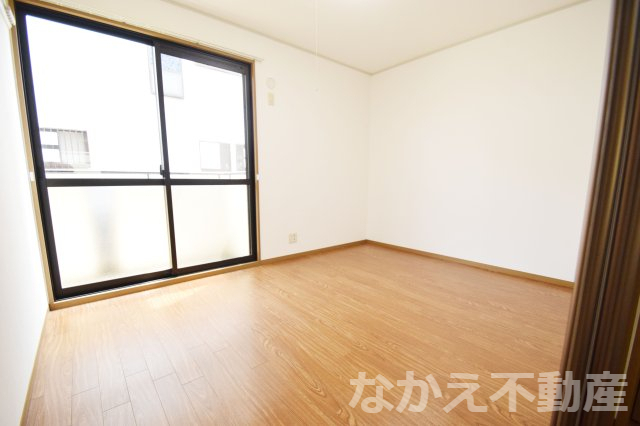 その他部屋・スペース　落ち着いて過ごせるお部屋なので、寝室にいかがでしょうか