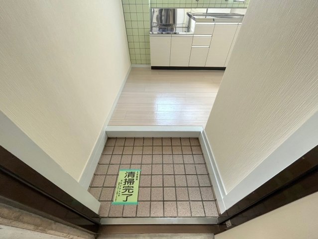 玄関　マートンドーム★那覇市字安里エリア