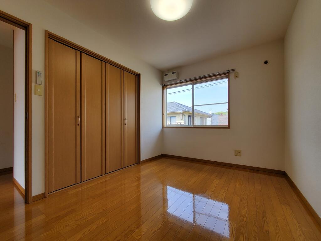 その他部屋・スペース　２階６帖