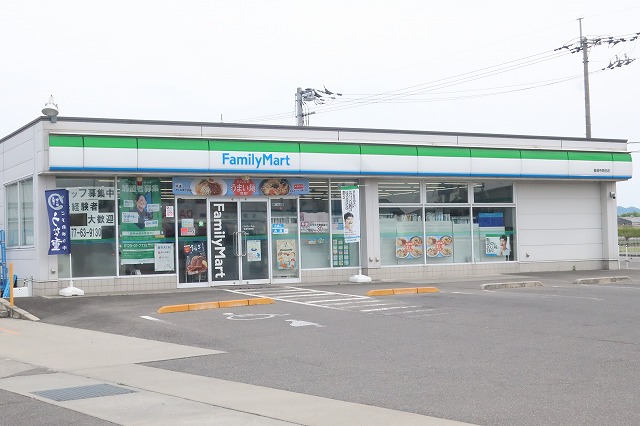 コンビニ　ファミリーマート善通寺原田店（コンビニ）まで679m