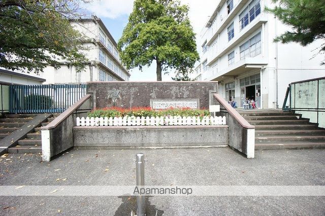 小学校　千代田東小学校（小学校）まで665m