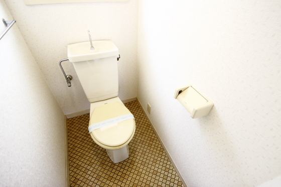 トイレ　※別室の写真を使用しております※