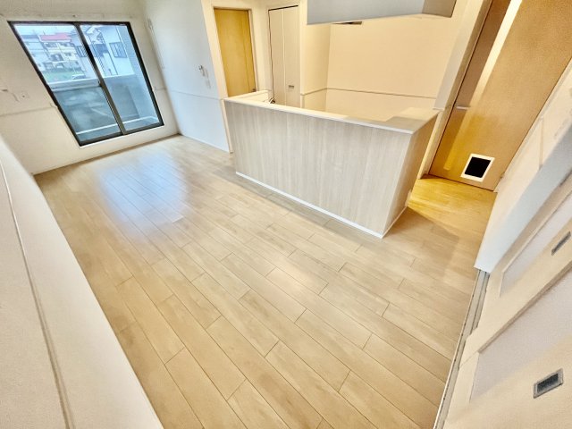 フォルトゥーナ道明寺Aの居間写真
