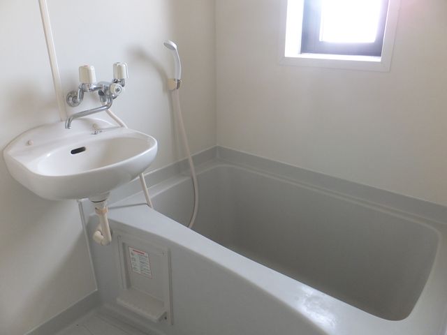 バス・シャワールーム　当店は仲介手数料ゼロ円