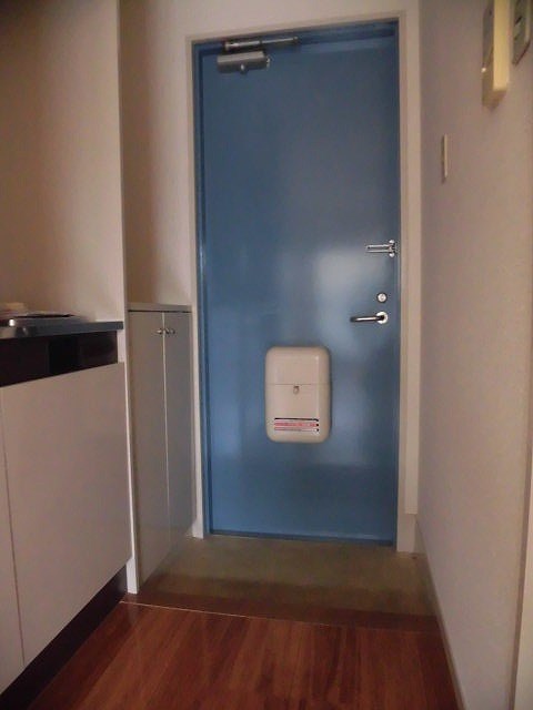 玄関　別部屋参照写真