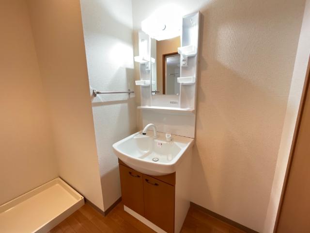 洗面設備　洗髪洗面化粧台