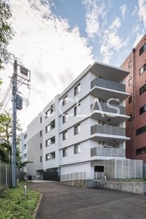 建物外観　『新たな暮らしを照らす』信頼が必要だからこそ、ルクラスへお任