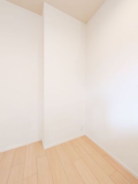 キッチン　冷蔵庫置き場