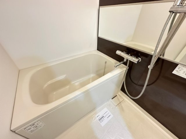 バス・シャワールーム　詳細は、RISUMO江坂本店までお問合せください♪