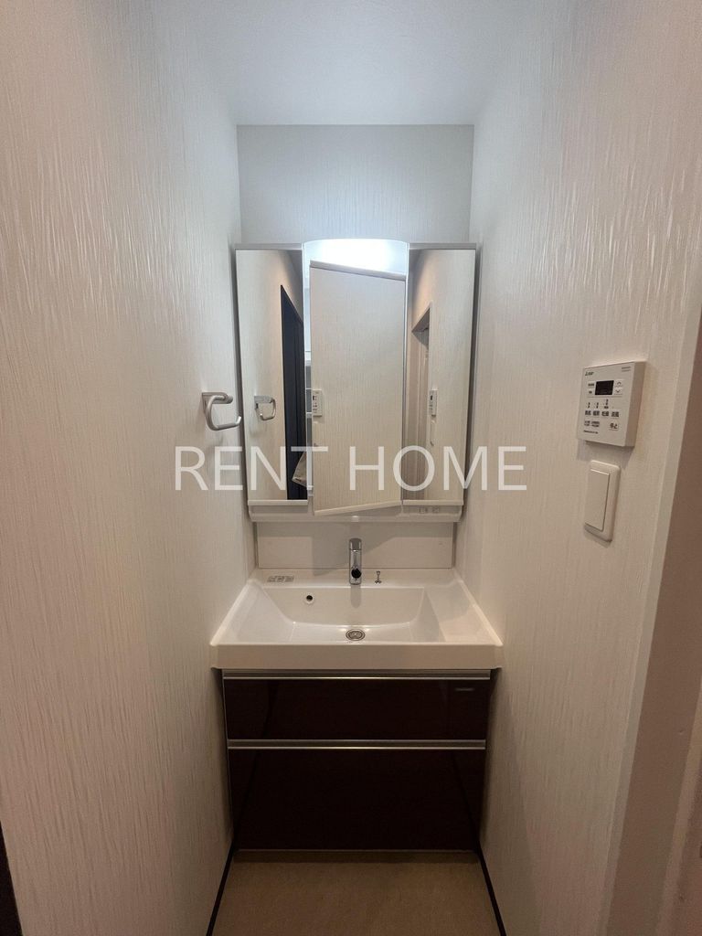 洗面設備　同仕様タイプの写真です