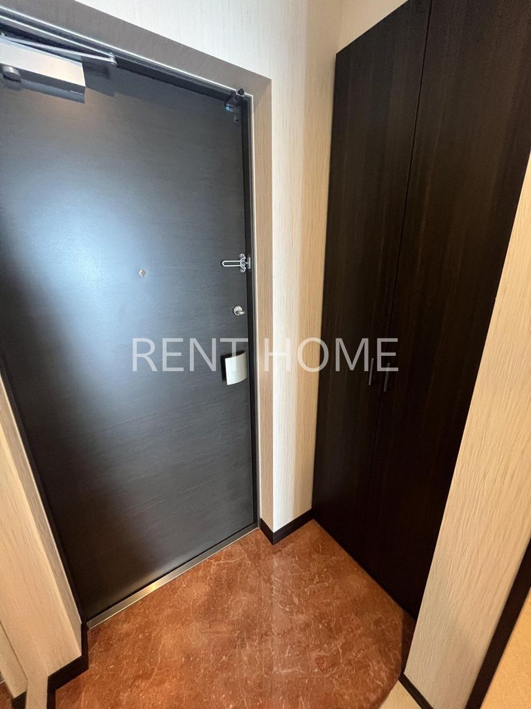 玄関　同仕様タイプの写真です