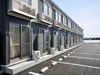 バルコニー　備品や設備仕様は号室等により異なります現地をご確認下さい。