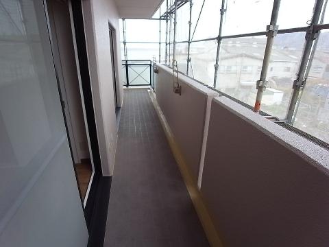 バルコニー　ベランダ