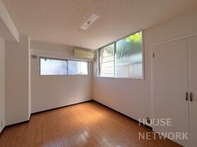 地下鉄烏丸線/北大路駅 歩8分