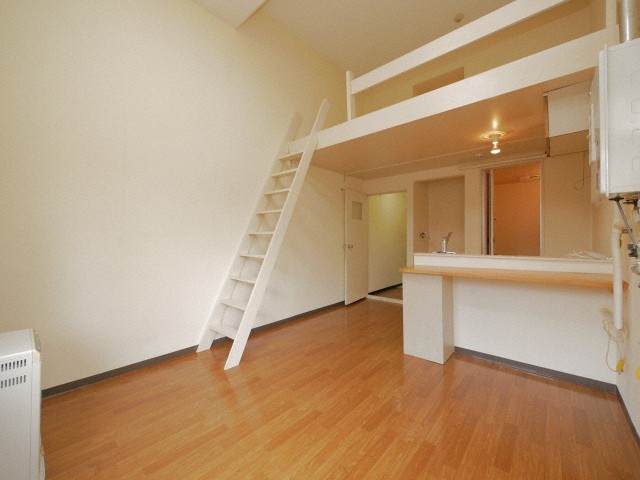 居室・リビング　オシャレな内装でおススメのお部屋です！