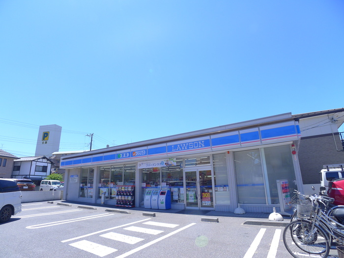 コンビニ　ローソン（コンビニ）まで140m
