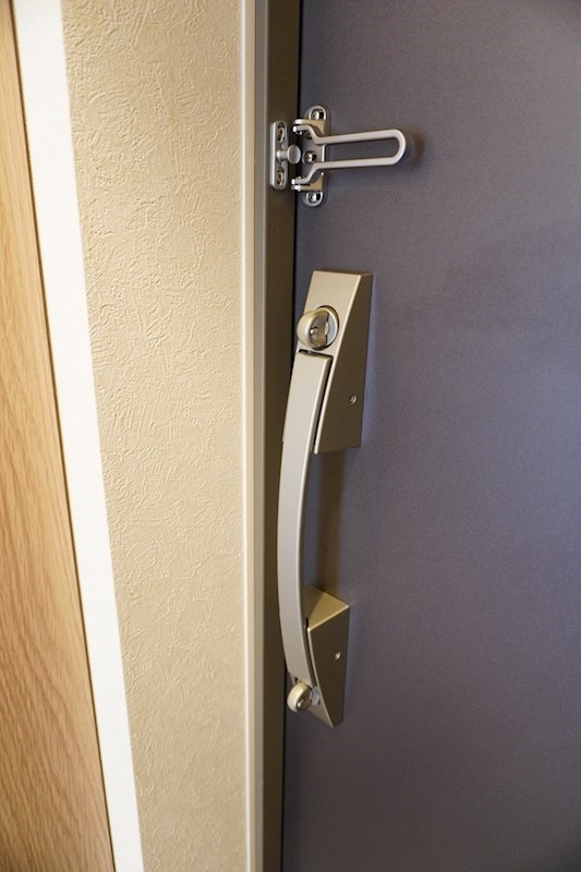 玄関　同管理会社施工参考写真