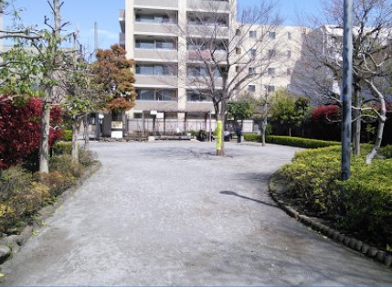 公園　徳持ポニー公園（公園）まで121m