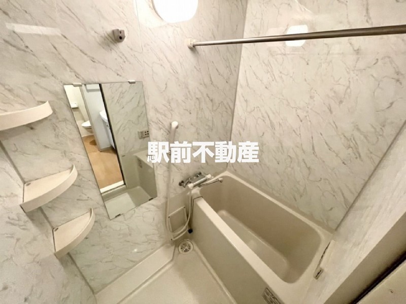 バス・シャワールーム　※同マンション別部屋