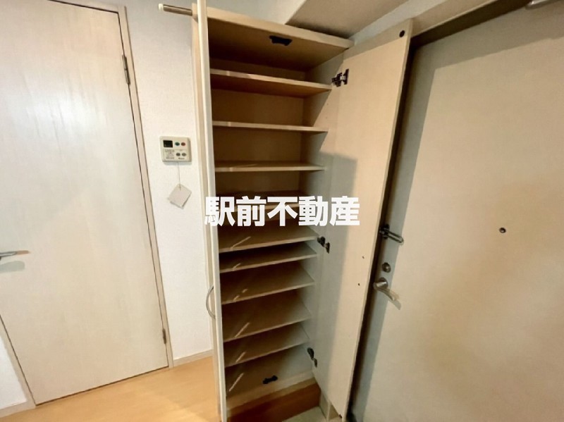 玄関　※同マンション別部屋