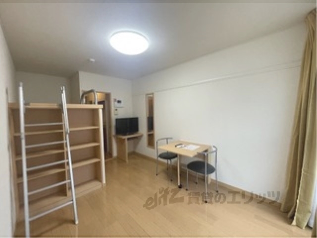 居室・リビング　リビング