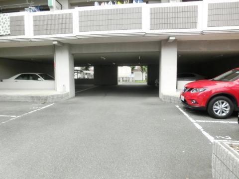 ＤＩＯ花水木　その他共有部分　駐車場