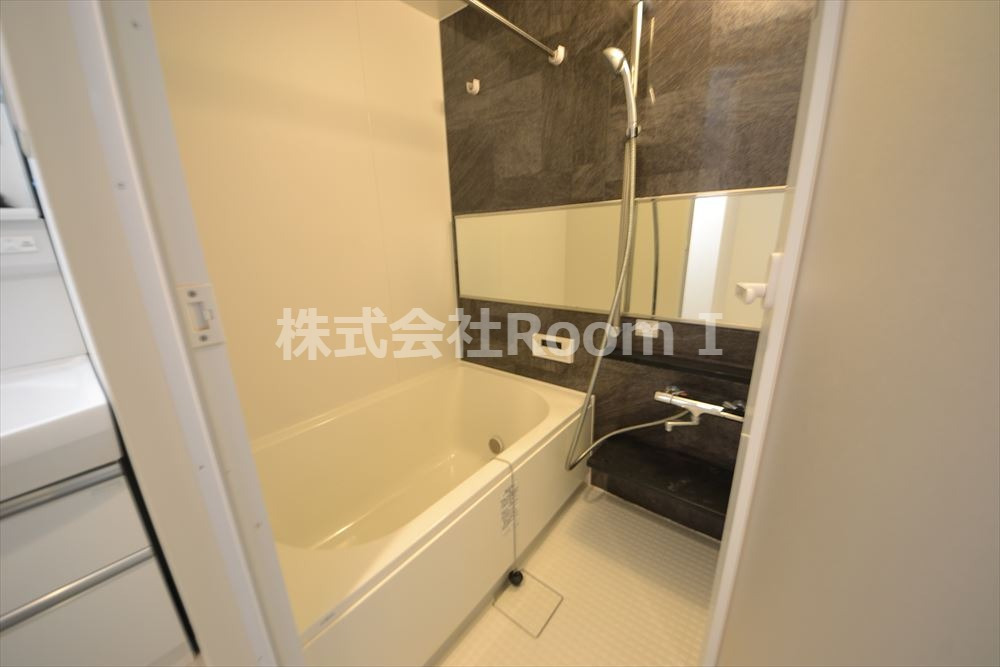 バス・シャワールーム　お風呂で日々の疲れを落としましょう