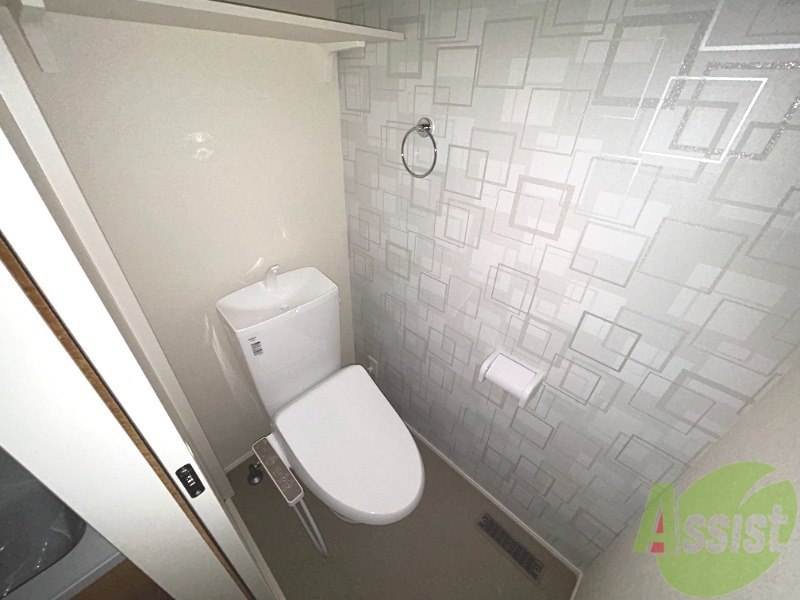 トイレ　トイレは嬉しい温水洗浄便座付となっております。