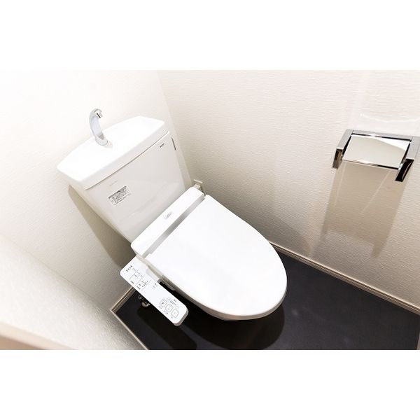 トイレ　ゆったりとした空間のトイレです