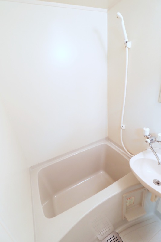 バス・シャワールーム　図面と現状に相違がある場合には現状を優先