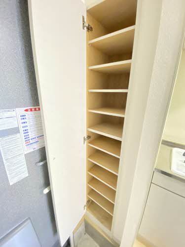 玄関　玄関収納