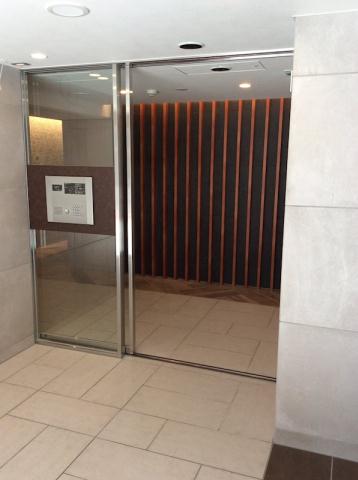 エントランス　エントランス