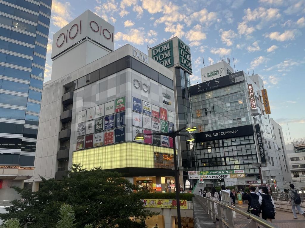 ショッピングセンター　ハニーズ大宮ダイエー店（ショッピングセンター）まで1090m