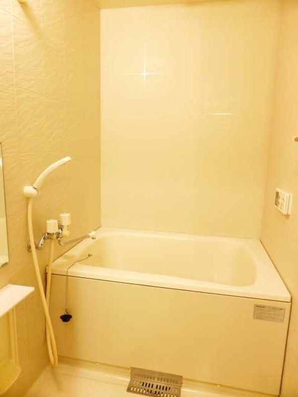 バス・シャワールーム　図面と現状に相違がある場合には現状を優先