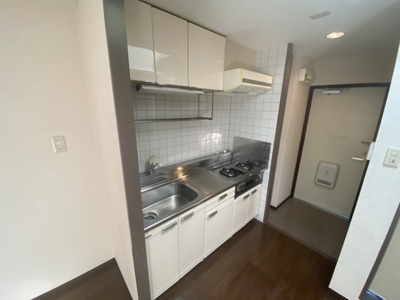 キッチン　※別部屋の写真です