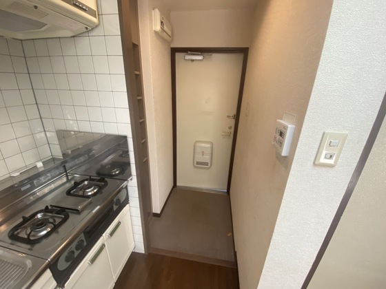 玄関　※別部屋の写真です