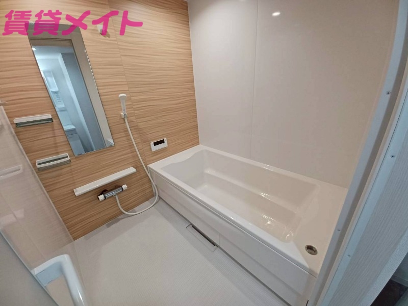 バス・シャワールーム　別部屋参考写真です