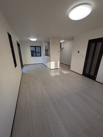 居室・リビング　※室内写真は同間取りの参考写真です。