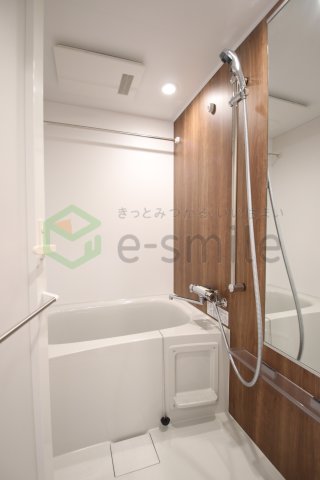 バス・シャワールーム　お風呂で日々の疲れを落としましょう
