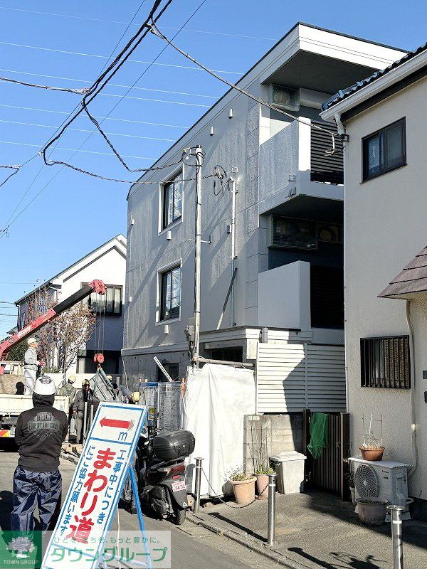 エルファーロ三軒茶屋VI